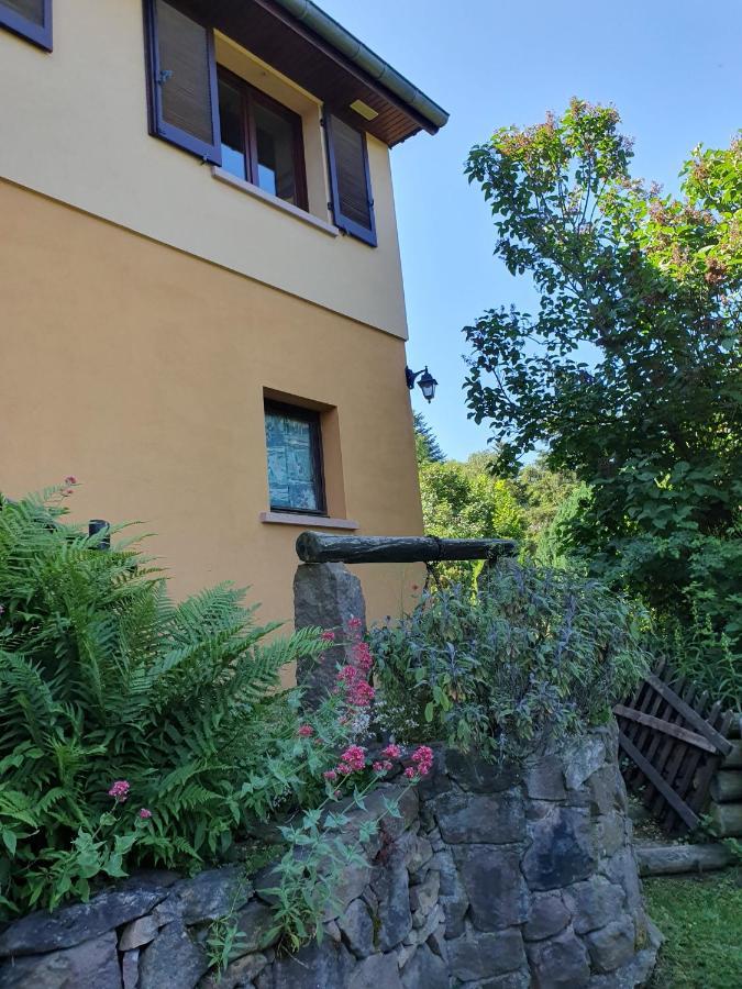 Le Chant Du Loriot Apartment